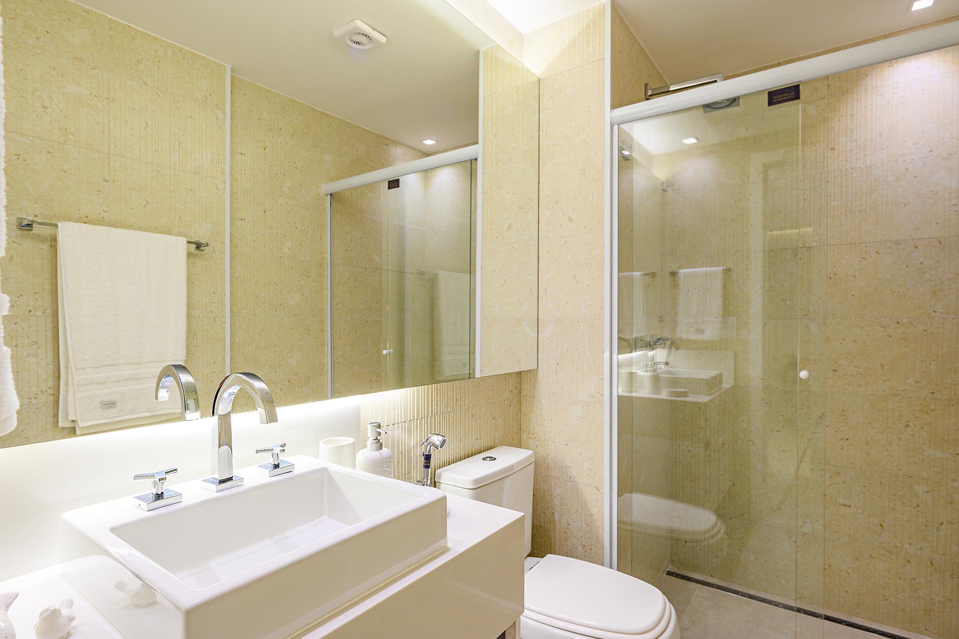 galeria_decorado_illuminato_1920x1280px_0010_2023_01_16-Decorado_Illuminato-2895